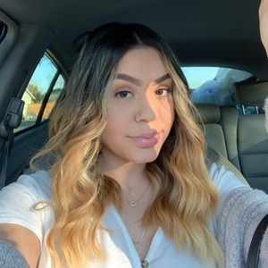 Meet your Posher, Evelyn